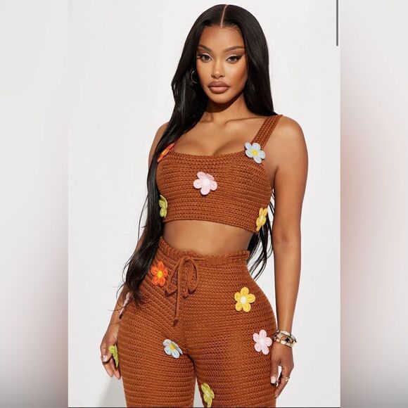 Floral Fields NWT Crochet Pant Set (S) - Picture 2 of 12